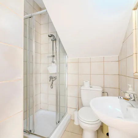 ヴィラ Ayia Triada Gardens *