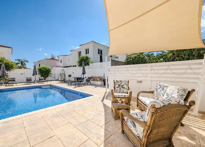 Ayia Triada Gardens Villa