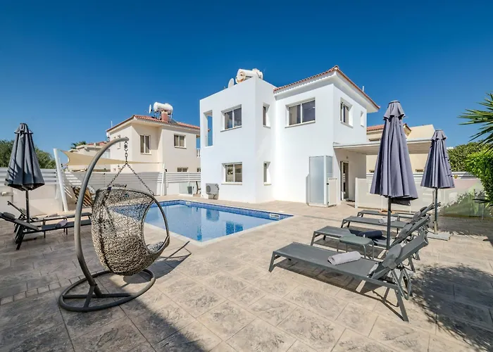 Ayia Triada Gardens *